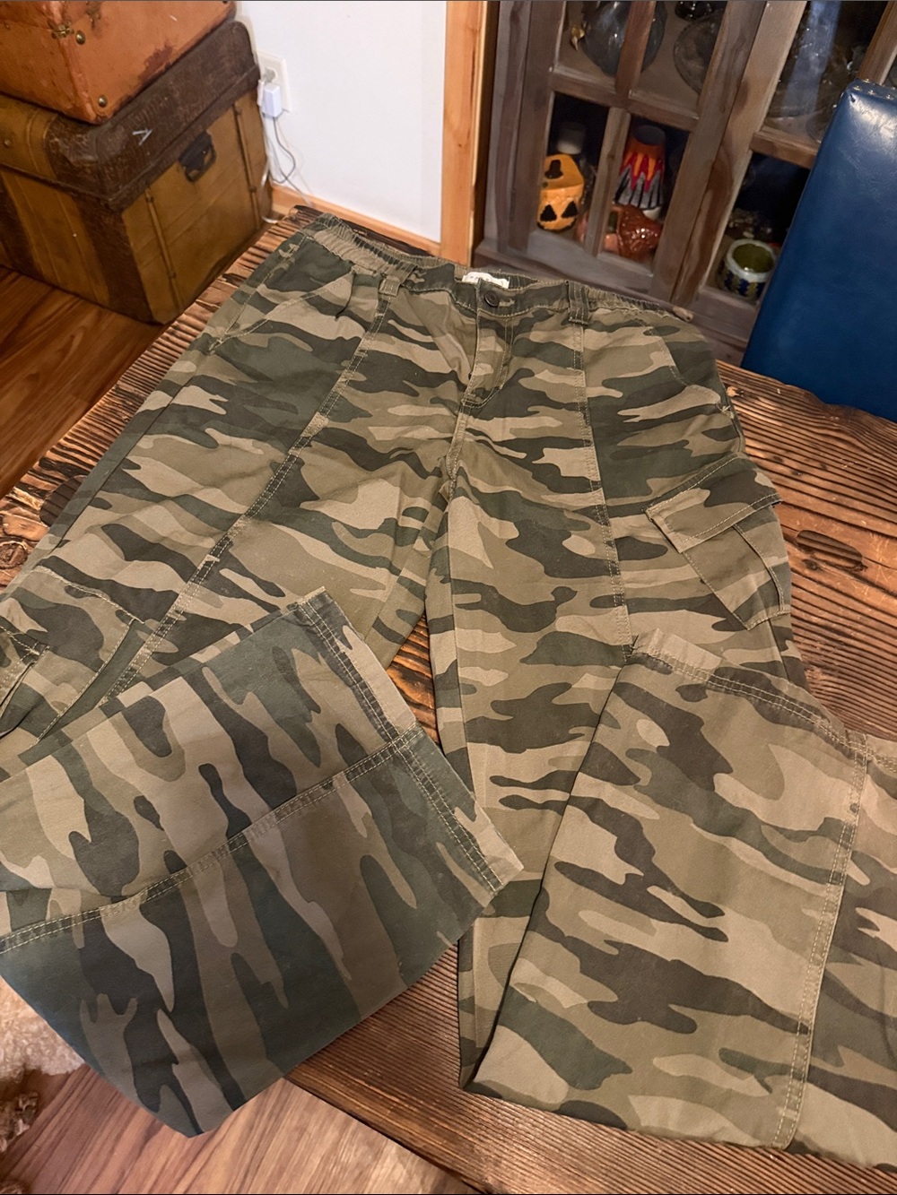 NWOT Pacsun Camo Straight Leg Pants in Green & Brown Size Medium